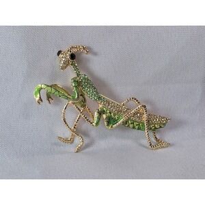 Green Rhinestone Praying Mantis Insect Brooch Pin Statement Jewelery Gold toned